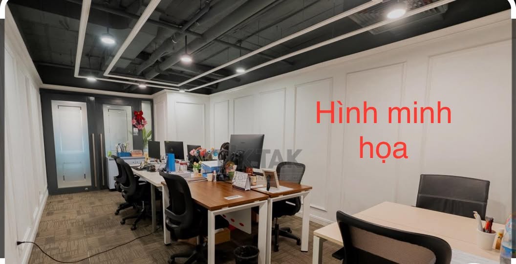 Cho thuê nhà 3 tầng tại khu đô thị Hòa Xuân, Đà Nẵng, tọa lạc trên mặt tiền đường 29/3 rộng 33m