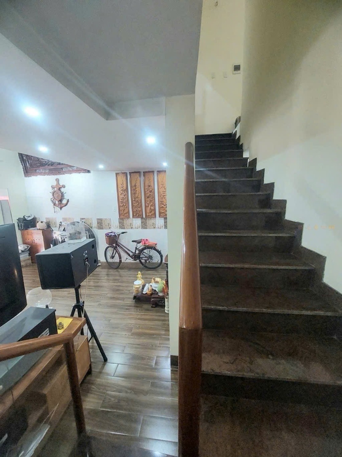 Nhà 2 tầng đúc kiên cố, trung tâm Thanh Khê