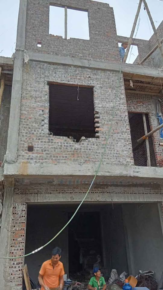 Siêu phẩm nhà 3 tầng mới xây tại Quảng Thành, Thanh Hóa đang hoàn thiện