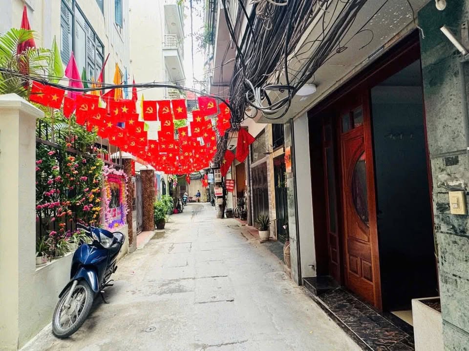 Siêu phẩm nhà lô góc hiếm có khó tìm tại khu vực trung tâm Hoàng Hoa Thám