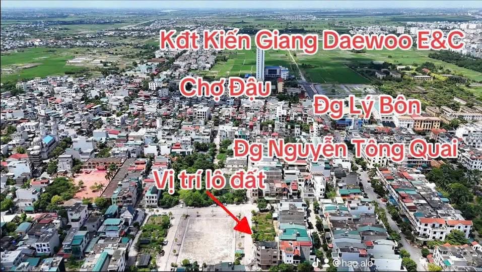 Bán lô đất tái định cư Trần Lãm, Thái Bình, đối diện sân thể thao, hướng Đông Nam