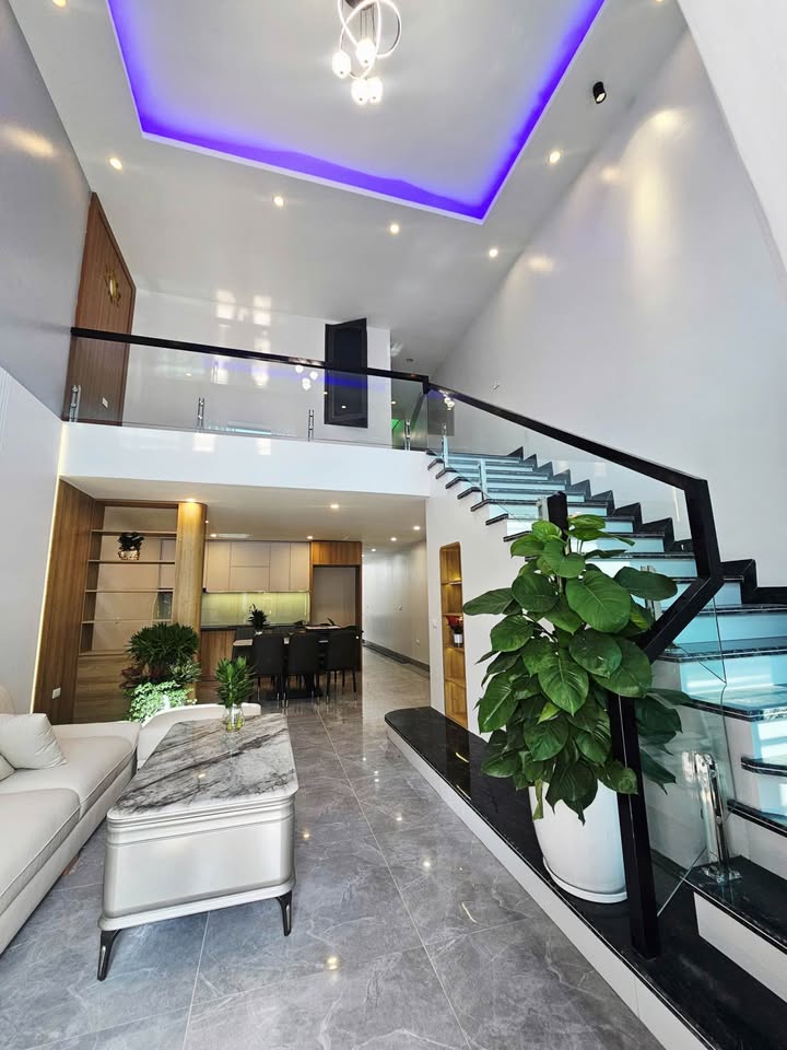 Nhà 2 tầng mới tinh, 3 phòng ngủ, 100m2, chỉ 2.8 tỷ tại Vĩnh Yên