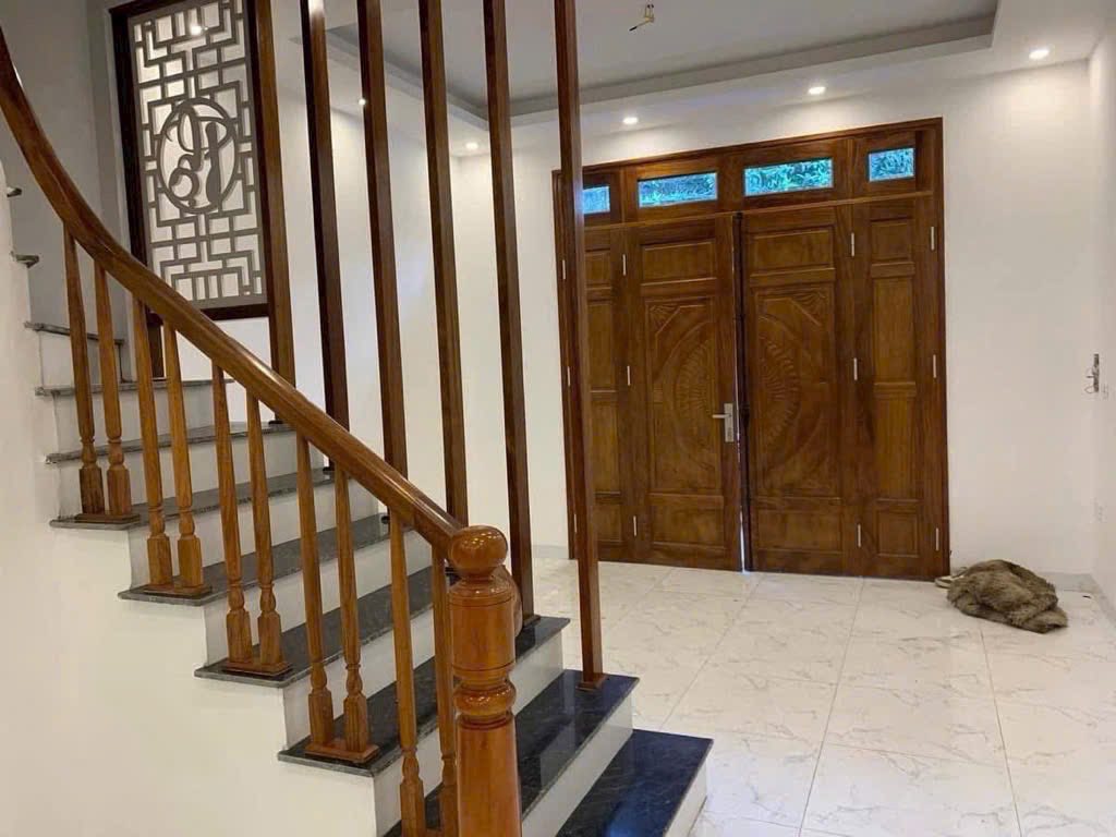 Chào mừng bạn đến với căn nhà mơ ước tọa lạc ngay sát khu vực Nhổn