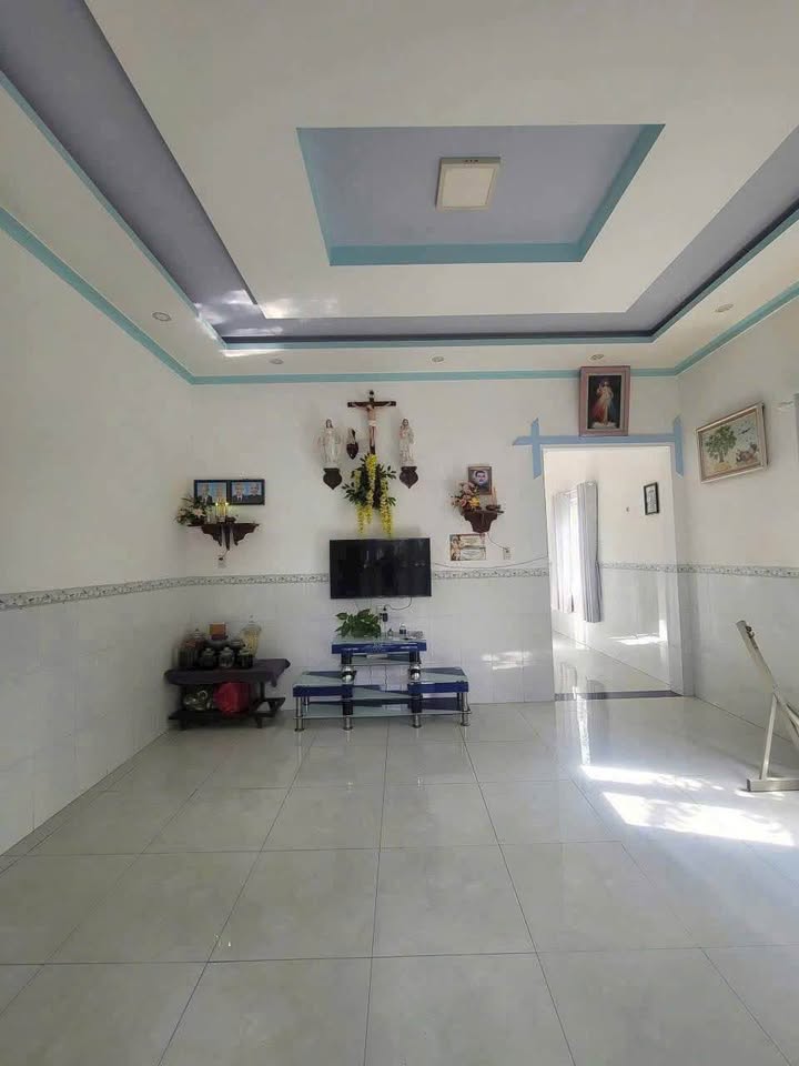 Nhà 180m2 Thanh Hải thoáng đãng, gần biển, giá hời 3,15 tỷ, mua ngay kẻo lỡ