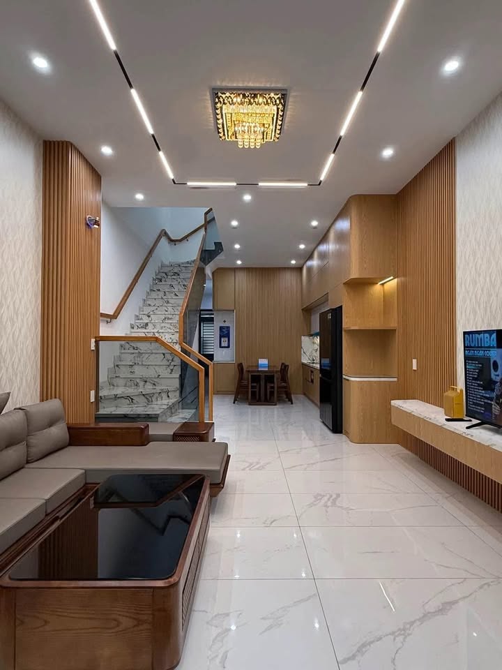 Nhà Tây Mỗ 35m², 5 tầng, full nội thất, giá tốt chỉ nhỉnh 5 tỷ