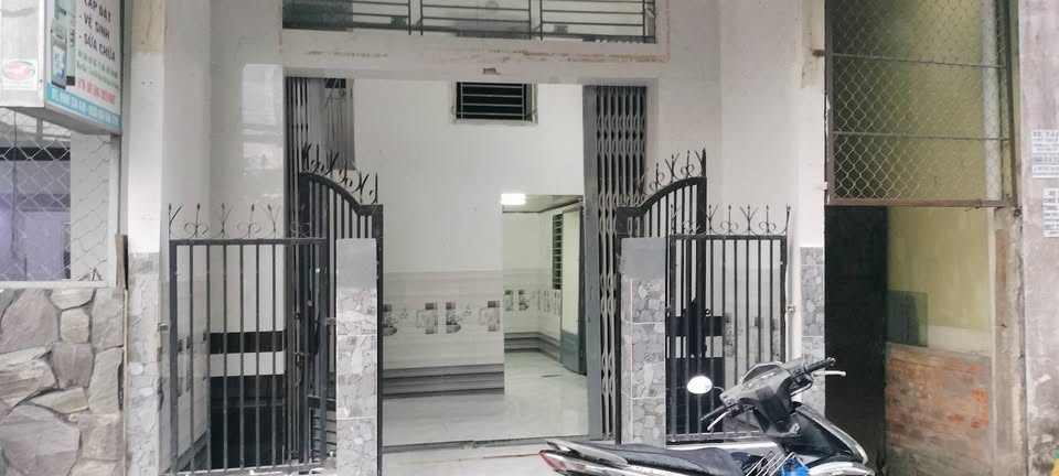 Cho thuê nhà 1 trệt lửng, hẻm xe tải 5m, 3,2 triệu/tháng tại Cần Thơ