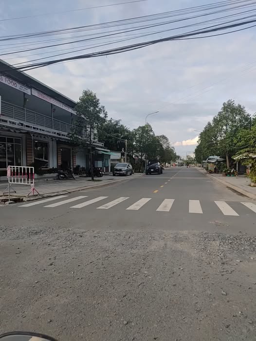 Bán đất mặt tiền đường Nguyễn Văn Bạch, Tây Ninh, 5x30m full thổ cư, tặng kèm nhà cấp 4 kiên cố