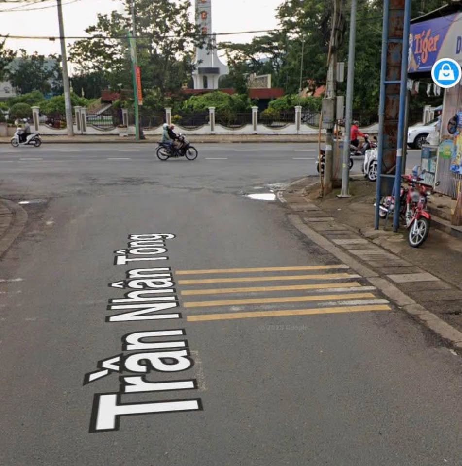 Mặt tiền kinh doanh sầm uất, 5,9m x 13,5m, ngay công viên Thống Nhất, giá giảm sâu