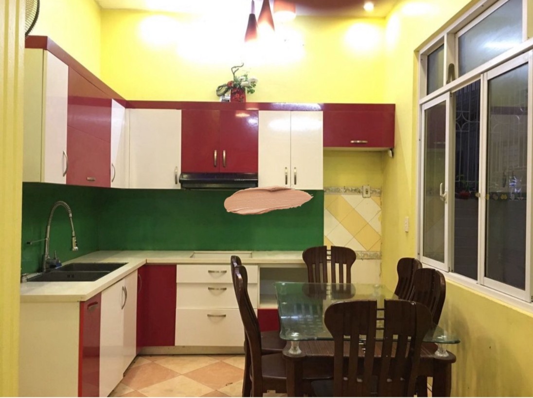 Cho thuê nhà 3 tầng tại ngõ 75 Vĩnh Phúc, Ba Đình, giá 11 triệu/tháng