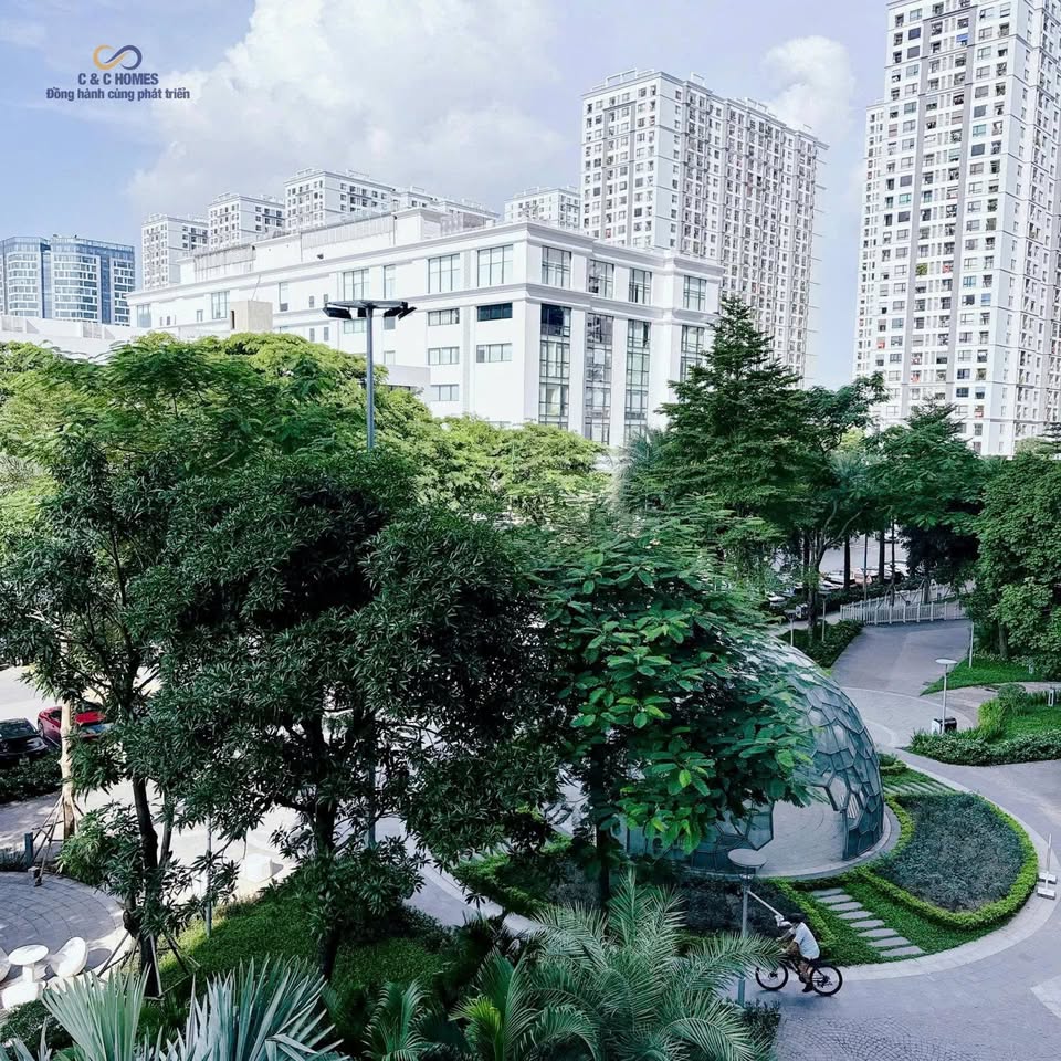Căn hộ Park 9, 2 phòng ngủ 80m2, view xanh mát, giá hời