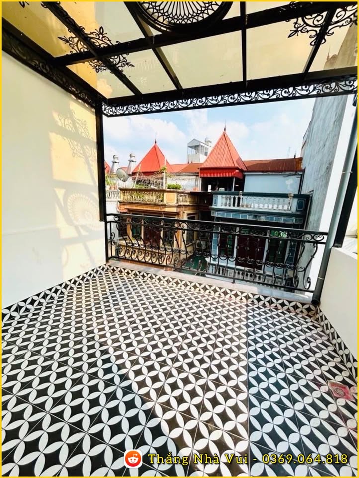 Nhà Định Công - căn góc thoáng sáng - ô tô đỗ cửa - kinh doanh đắc lợi