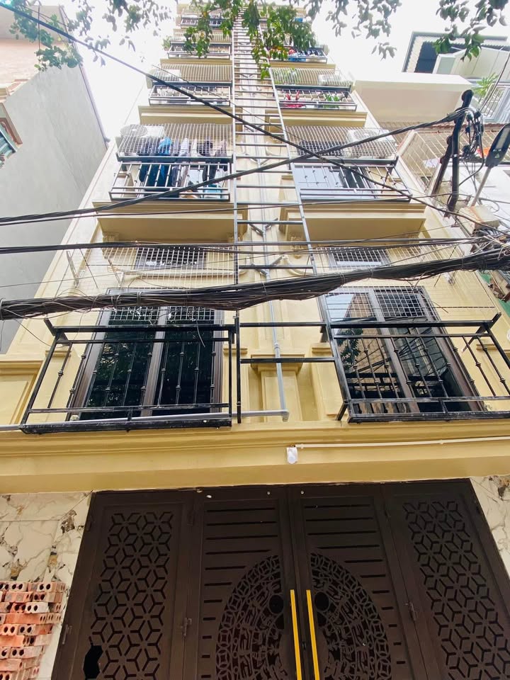 Bán gấp nhà 100m2, 5m mặt tiền, khu Trương Định, Hai Bà Trưng, Hà Nội