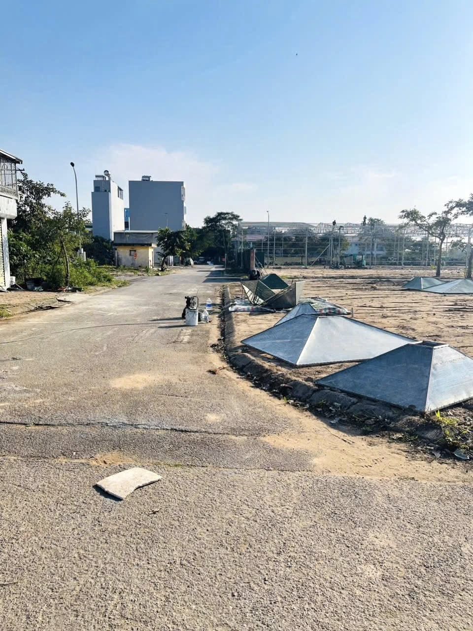 Nhà phân lô Quỳnh Đô, ô tô tránh, vỉa hè, kinh doanh đỉnh, sổ đỏ chính chủ