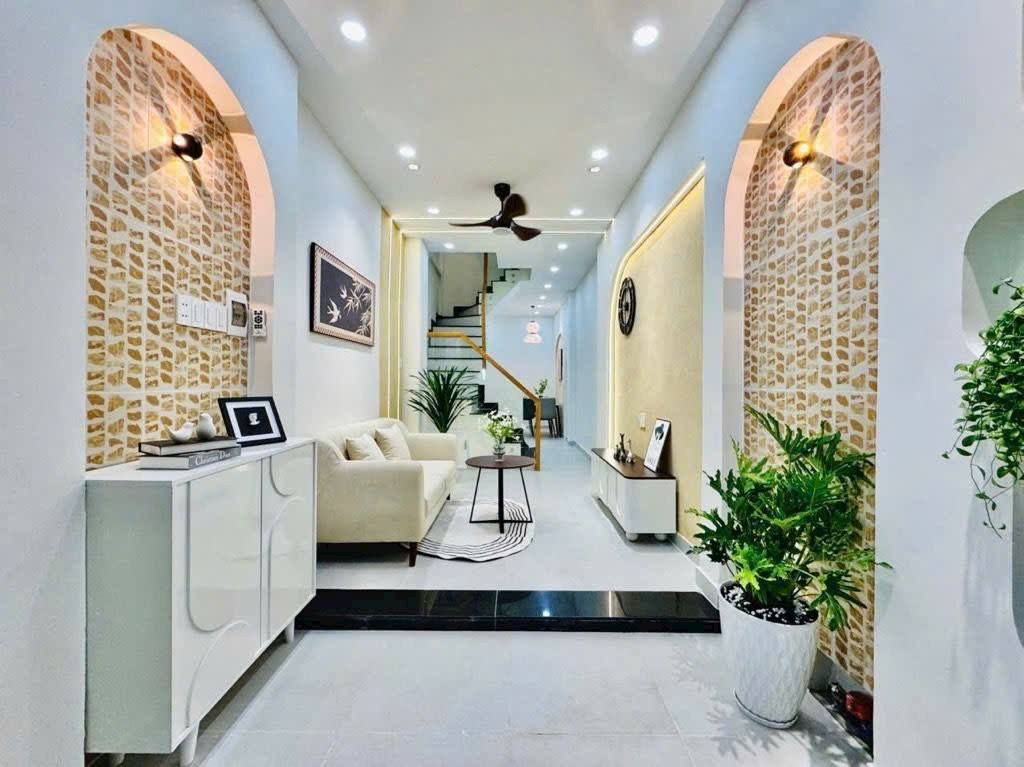 Đừng bỏ lỡ cơ hội sở hữu ngay căn nhà "bé hạt tiêu" nhưng "có võ" tại đường Huỳnh Văn Bánh, Phường Cầu Kiệu