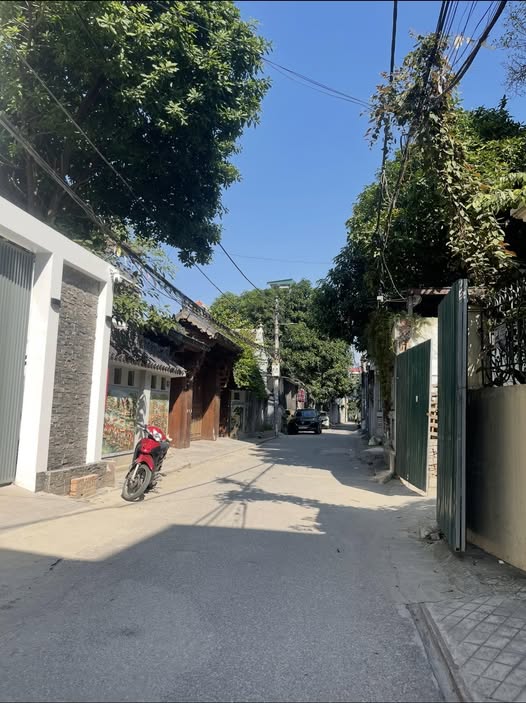 Đất Long Biên, mặt tiền 4m, gần phố Cổ Linh, giá yêu thương