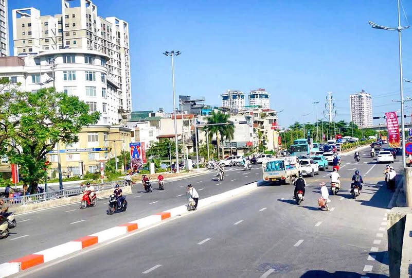 Bán đất vàng mặt phố Tây Hồ, view sông Hồng, kinh doanh đỉnh cao, 66m2, giá 21 tỷ