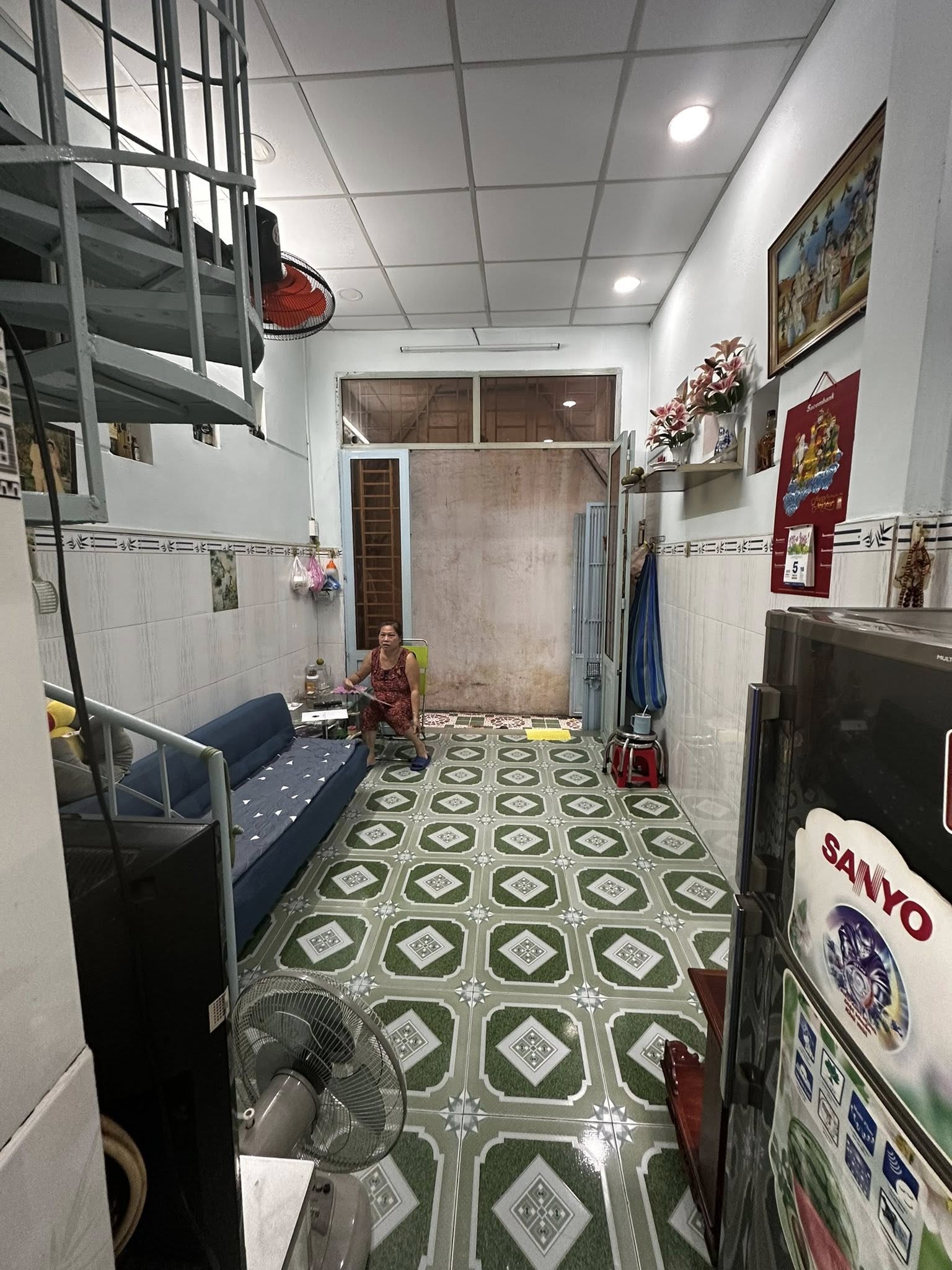 Tọa lạc tại Xô Viết Nghệ Tĩnh, Bình Thạnh, ngôi nhà xinh xắn này đang chờ đón chủ nhân mới