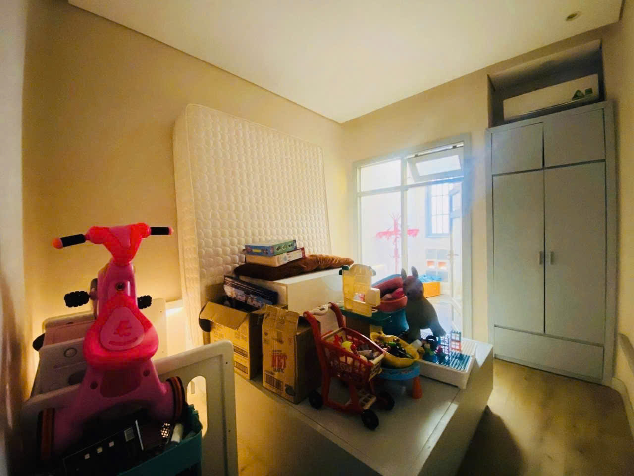 Nhà 2 lầu xinh xinh, hẻm ô tô 8m Quận 10 11.5 tỷ, mua nhanh kẻo lỡ