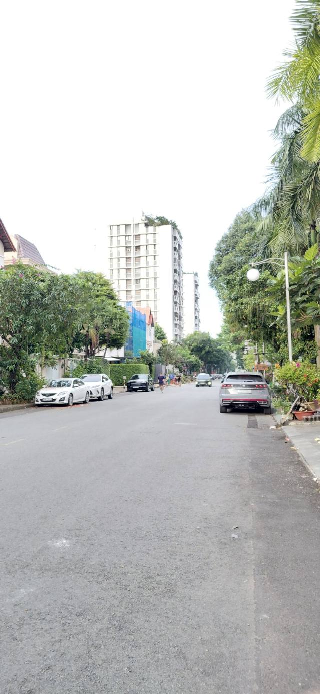 Bán nhà 60m2, 2 tầng, ngang 5m, hẻm thông thoáng gần Lotte Mart Nguyễn Hữu Thọ, quận 7