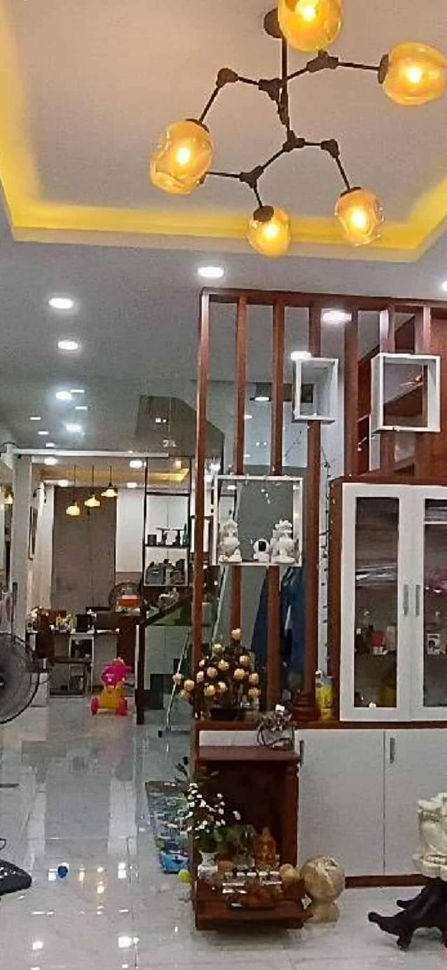 Bán nhà 3 tầng kiên cố, 60m2, hẻm thông tứ phía, khu Nam Long Nguyễn Văn Quỳ, Quận 7