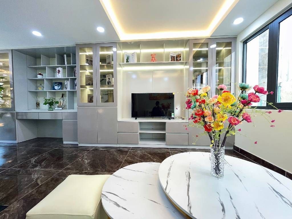 Nhà 5 tầng, 58m2, hẻm 4m, gần chợ Xóm Mới, đường Lê Đức Thọ, Gò Vấp - Giá 6.95 tỷ