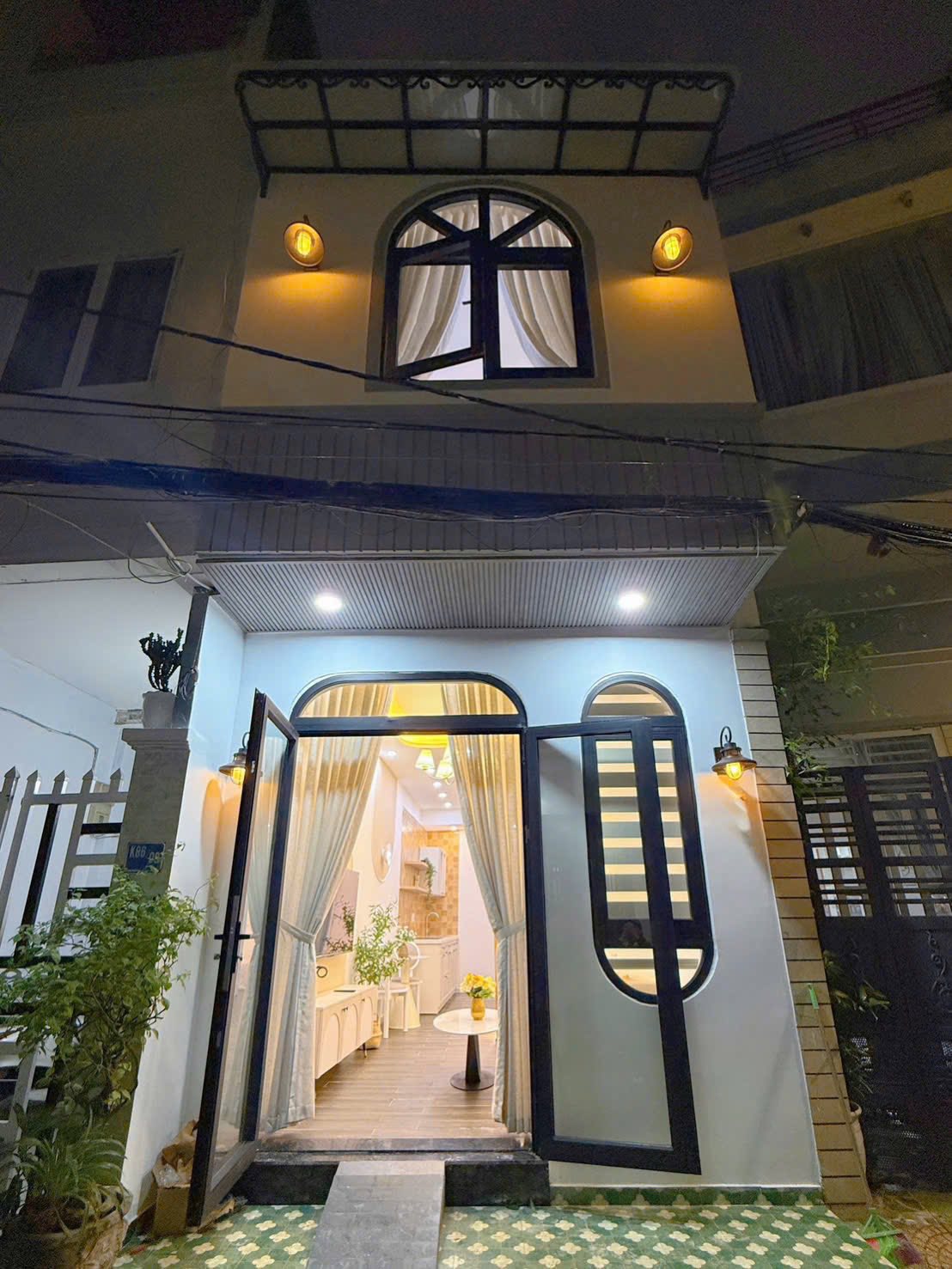 Cần bán nhà 2 tầng kiệt rộng 3.5m trên đường Hoàng Hoa Thám, trung tâm thành phố Hội An