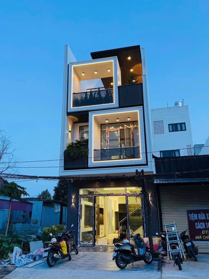 Siêu phẩm nhà 3 tầng phong cách hiện đại, full nội thất cao cấp, sẵn sàng đón chủ nhân mới