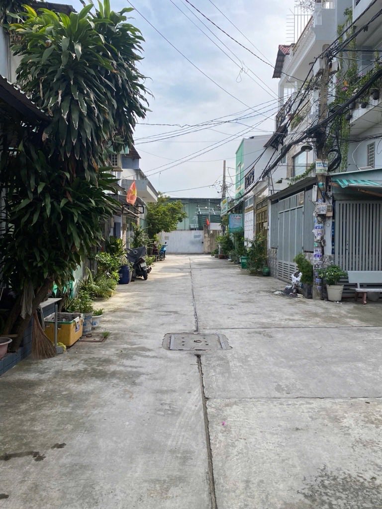 Nhà 8 phòng cho thuê, dòng tiền ổn định, hẻm ô tô tránh, giá hời