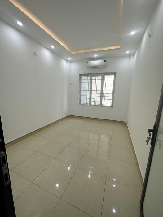 Nhà Định Công - Ngõ nhỏ xinh, sổ đỏ vĩnh viễn, 4.8 tỷ