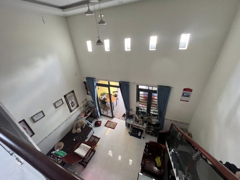 Nhà Thủ Đức, kinh doanh siêu đỉnh, ngang 5.7m, giá chỉ 6.4 tỷ