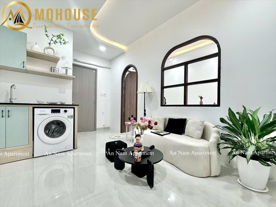 Cho thuê căn hộ 1 phòng ngủ thoáng đãng gần chợ Hoàng Hoa Thám, Bình Thạnh