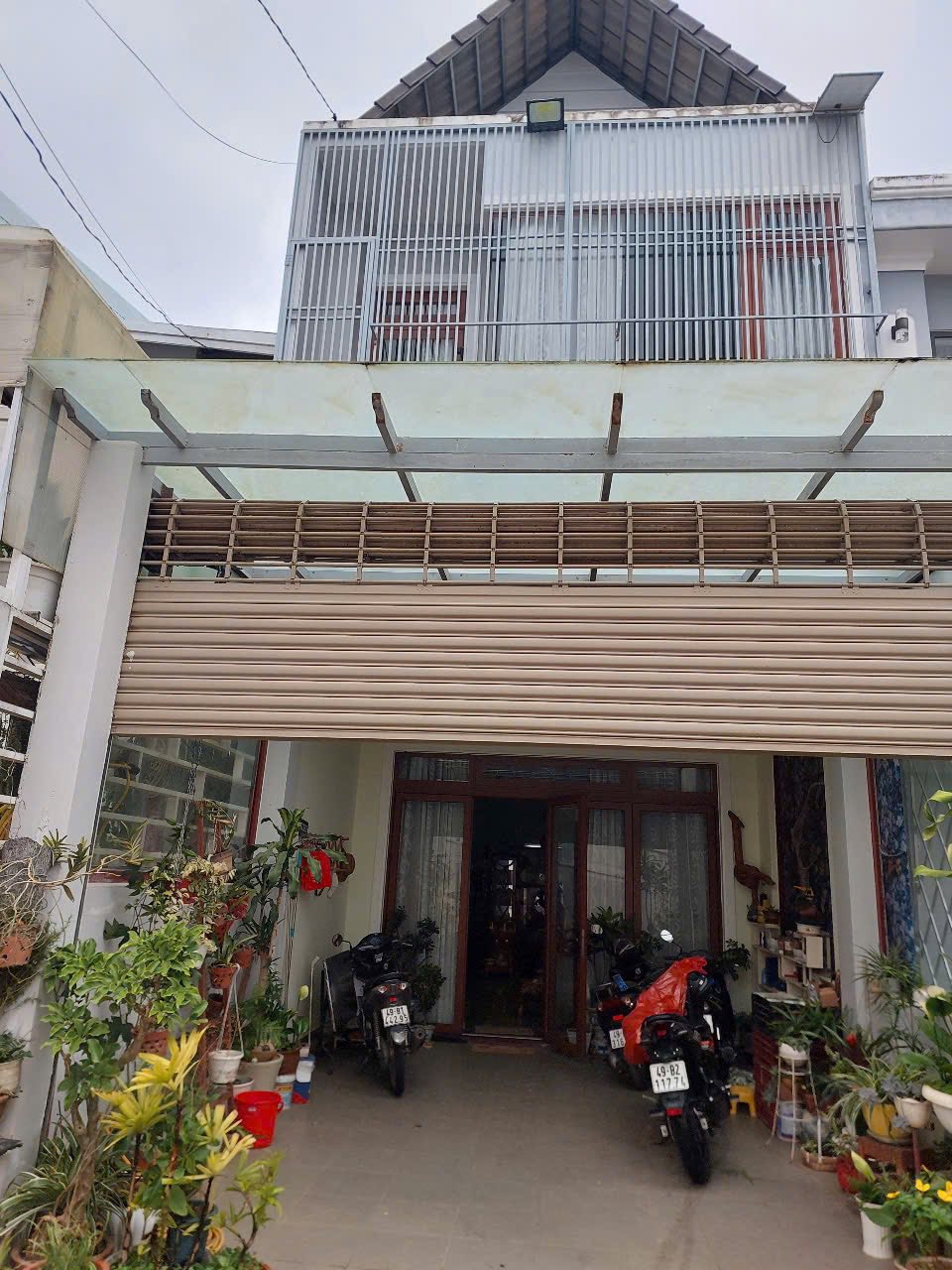 Nhà 2 sàn 200m2, sổ xây dựng, hẻm ô tô đậu, Cao Thắng Đà Lạt, giá hời