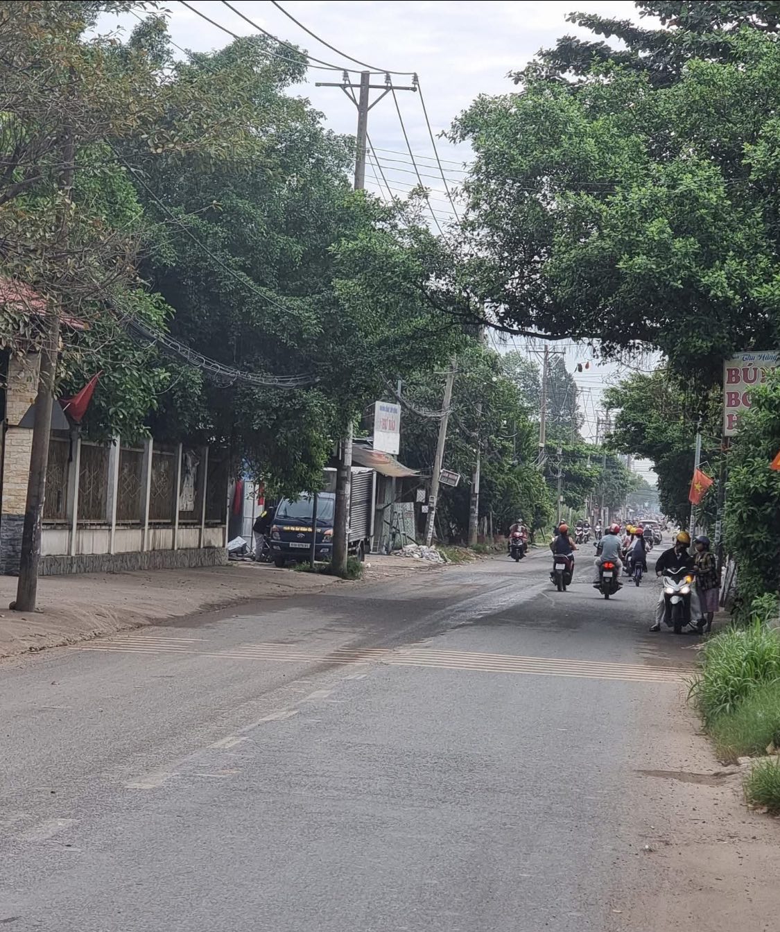 Bán đất góc 2 mặt tiền Nguyễn Thị Mười, Đông Thạnh - 235m2