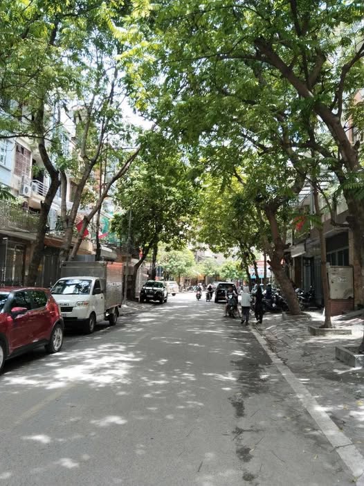 Bán nhà khu đô thị Định Công, vỉa hè, ô tô tránh, dòng tiền 40 triệu/tháng, giá 25 tỷ