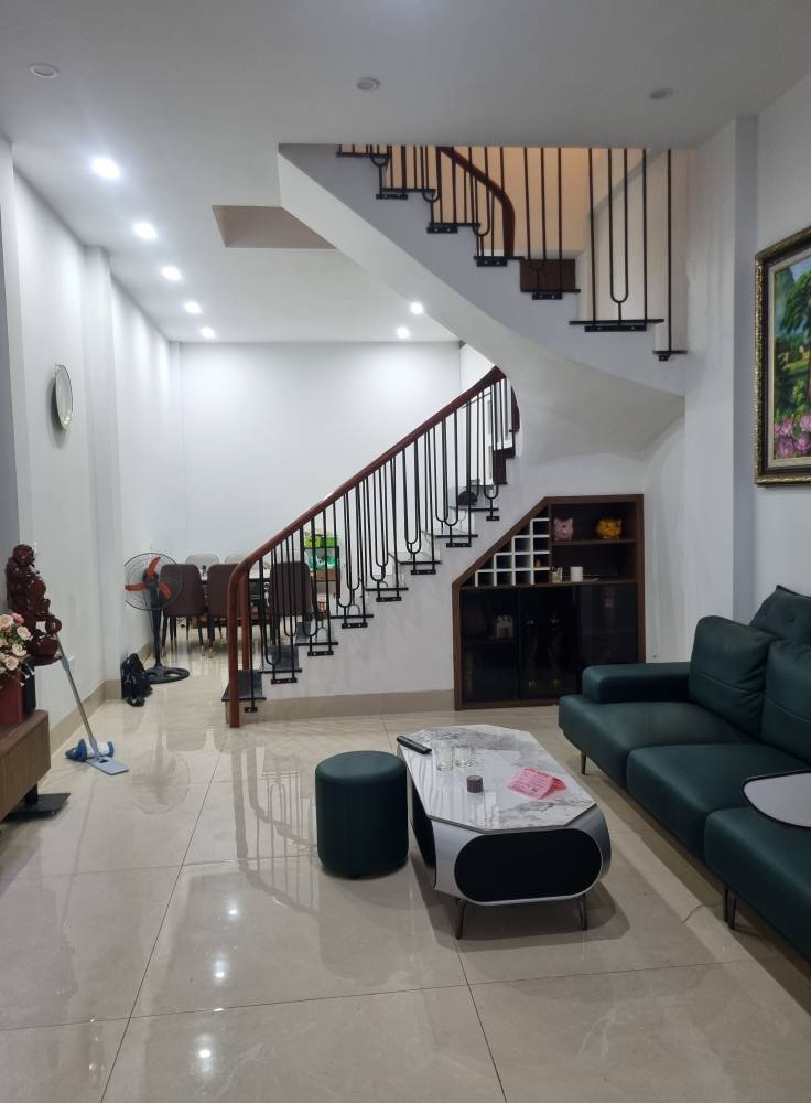 Chào mừng bạn đến với tổ ấm mơ ước tại trung tâm Hà Đông, Hà Nội