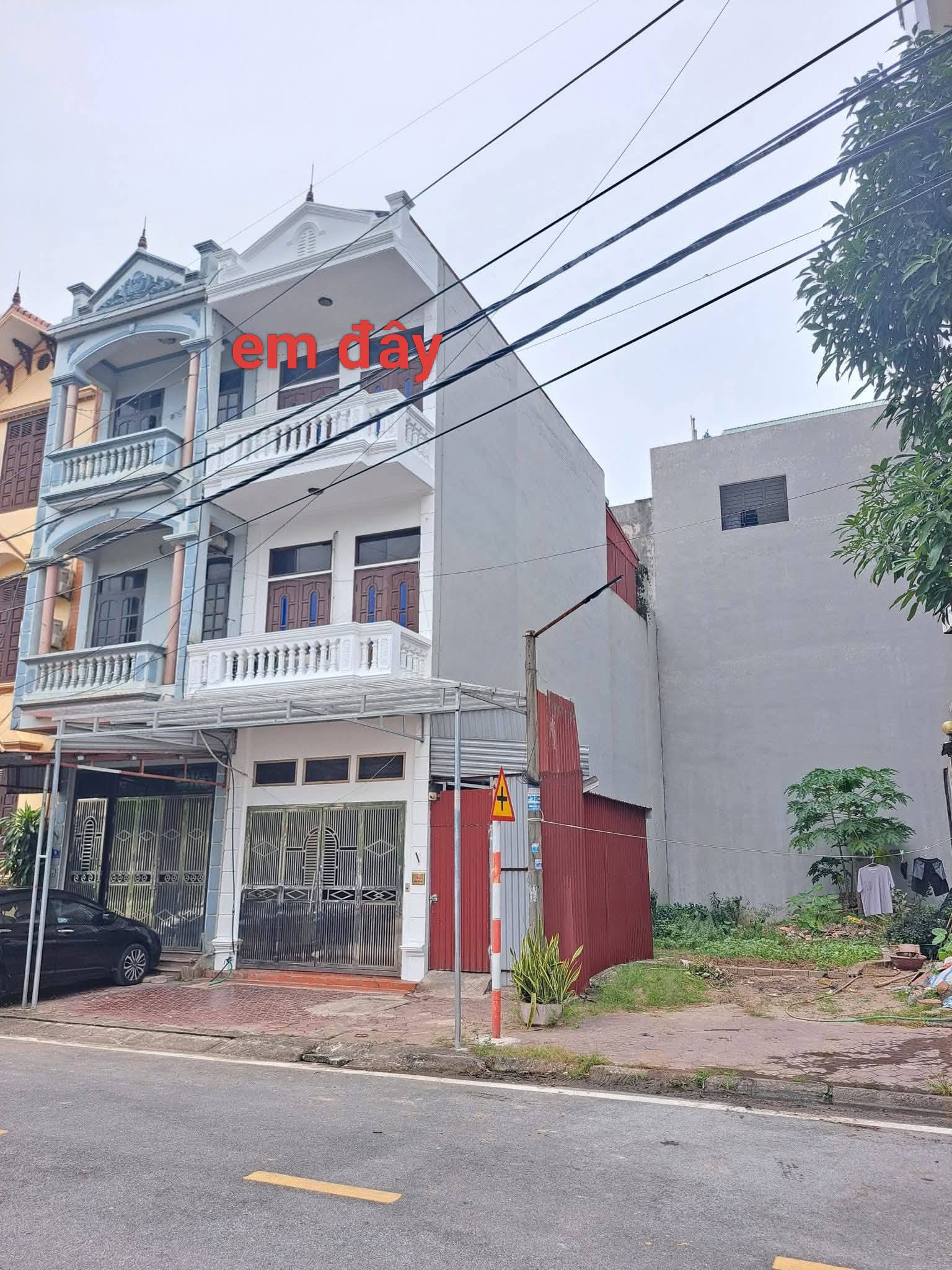 Bán nhà 3 tầng, view công viên, 56.9m2, chỉ 6 tỷ tại phường Phố Hiến, Hưng Yên