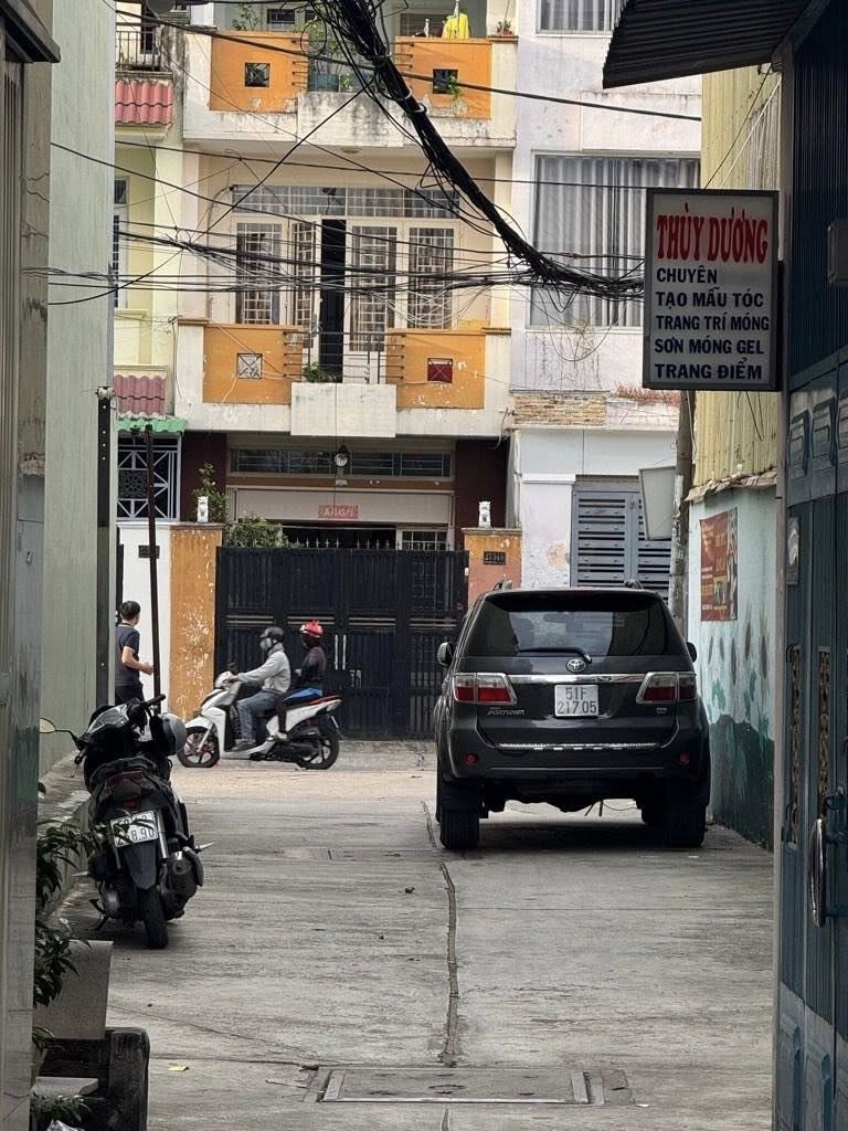 Nhà hẻm xe hơi Kinh Dương Vương, 5 tầng lộng lẫy, 5,95 tỷ thương lượng