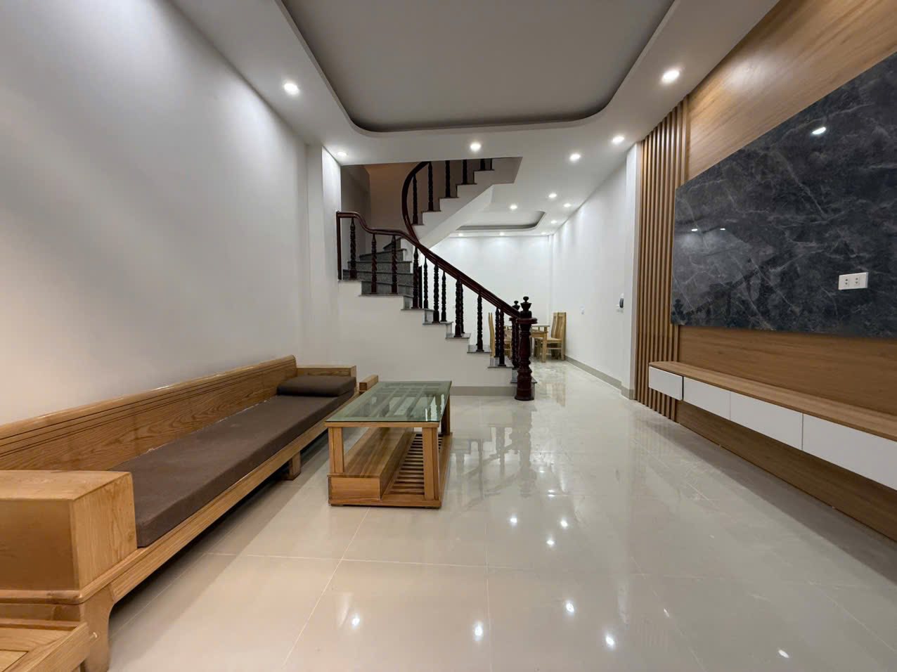 Nhà 4 tầng 35m2, mặt tiền 3.8m tại Tương Mai, Hoàng Mai