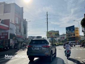 Mặt tiền Âu Cơ, Quận 11 vừa ở vừa kinh doanh, hẻm xe hơi thông