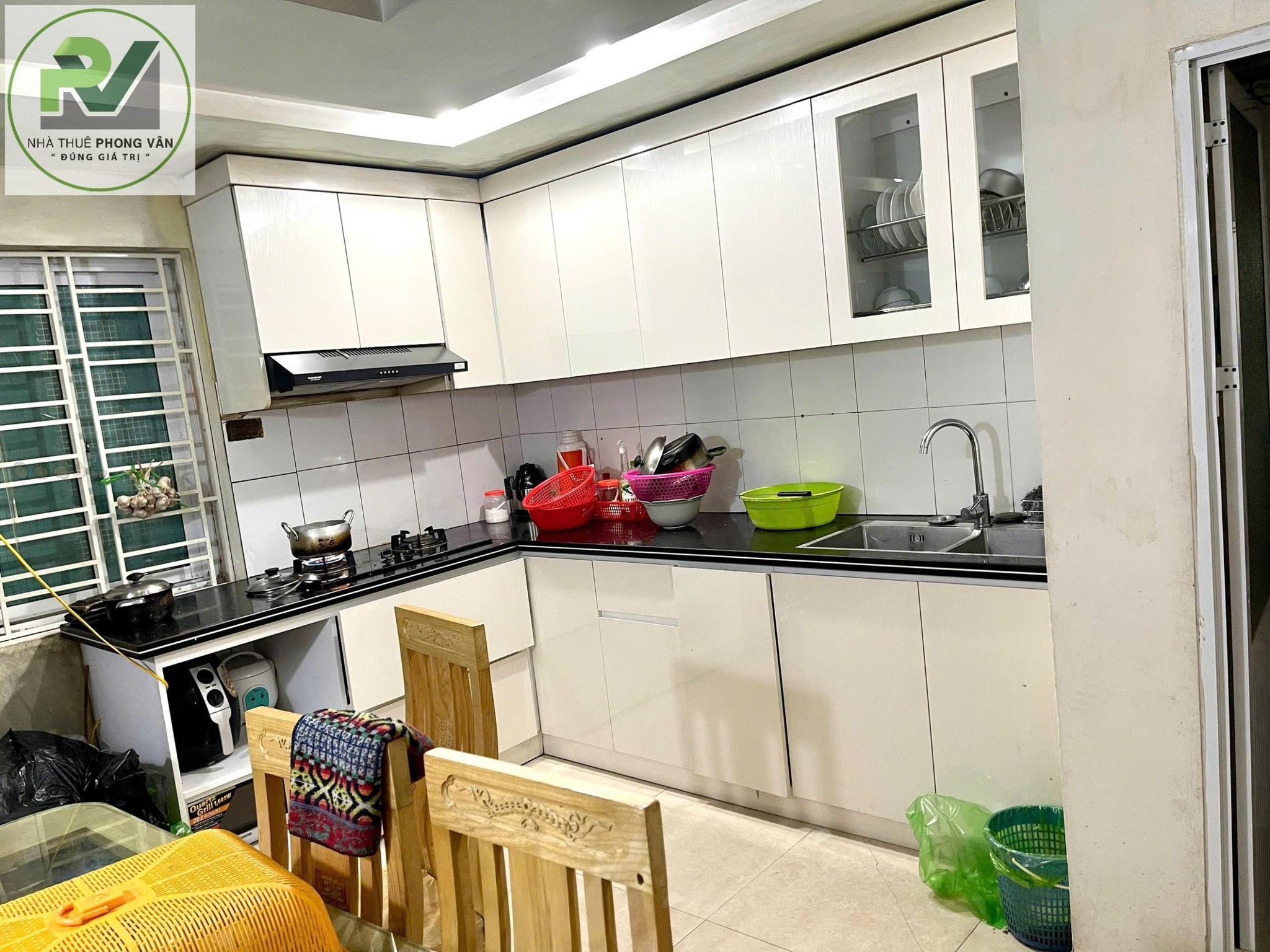 Cho thuê nhà 3 tầng full đồ, 40m2, 3 phòng ngủ tại Trung Hành, Hải Phòng