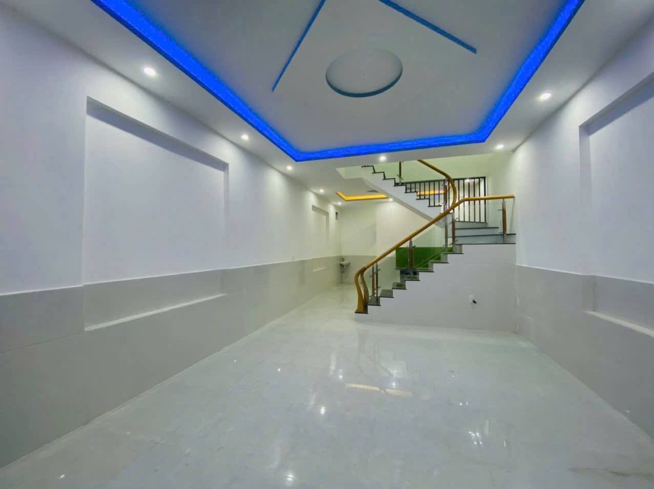 Nhà 1 trệt 1 lầu 85m², hẻm ô tô 828 Bình Giã, Vũng Tàu, sổ chung, giá tốt