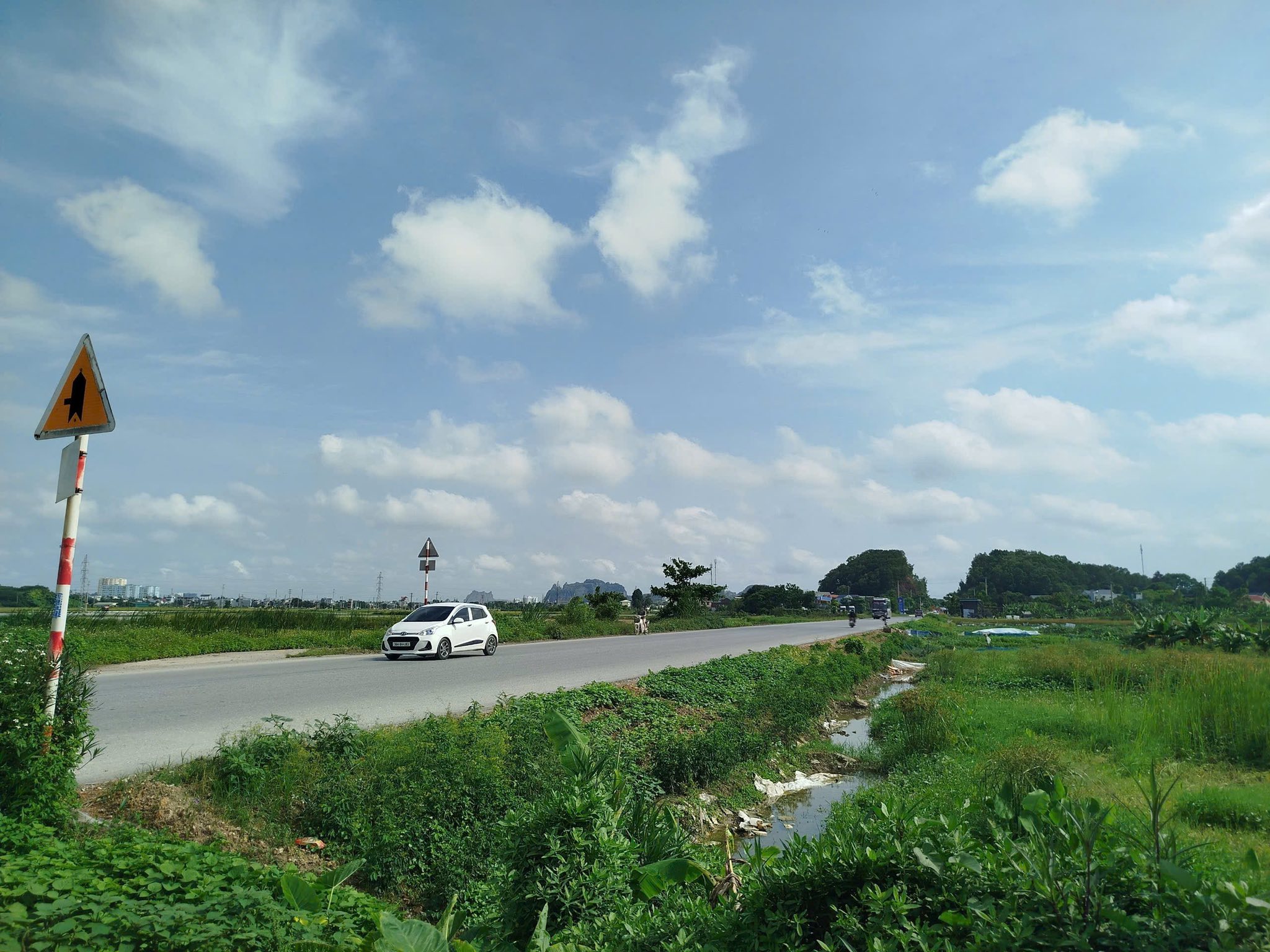 Bán đất trung tâm phường Đông Lĩnh, Quảng Xương, Thanh Hóa, 100m2, mặt tiền 4m