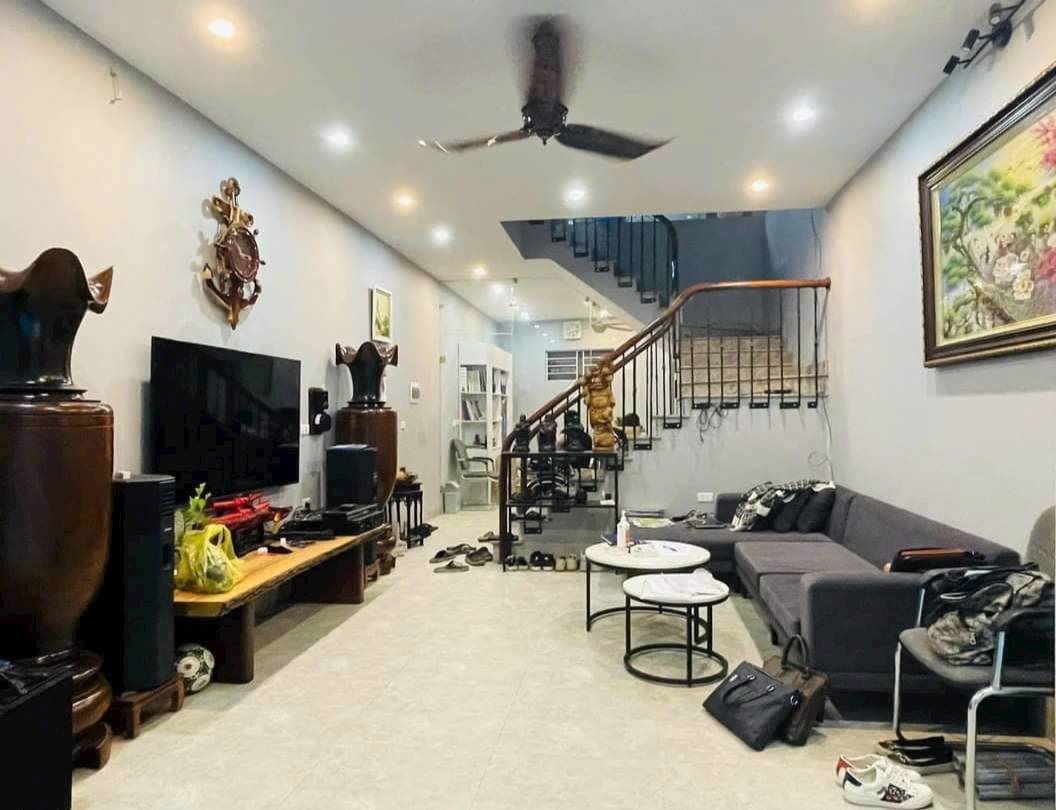 Nhà full nội thất - Ngõ thông ô tô đỗ cửa - Gần Quân Y 103, KĐT Xa La