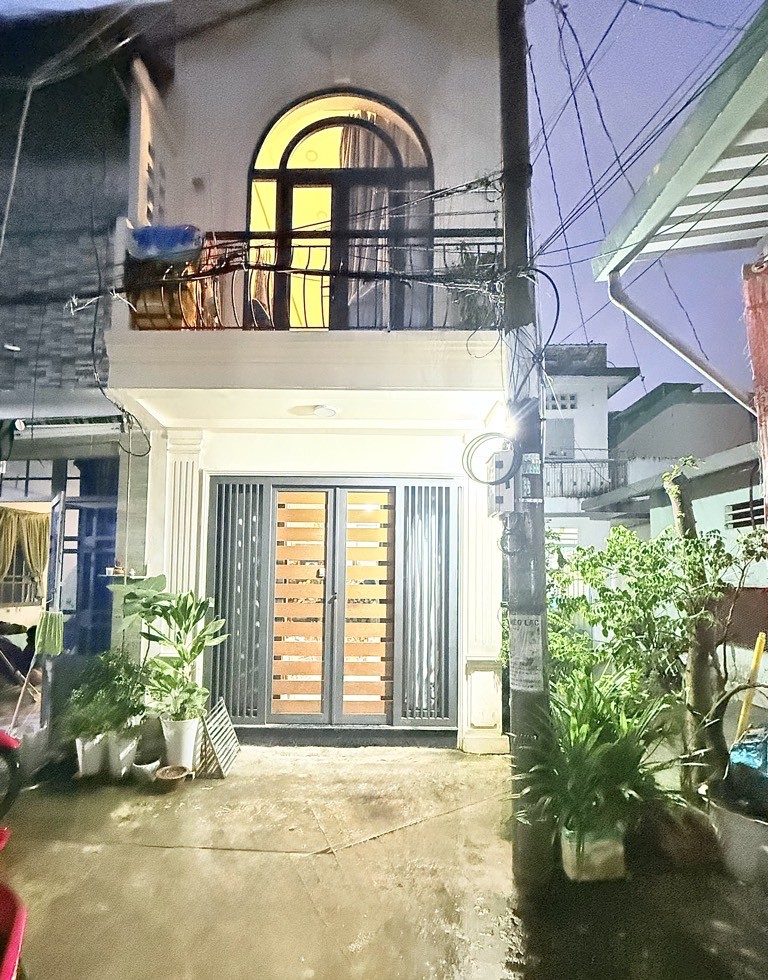 Nhà phố 2 tầng tọa lạc tại vị trí đắc địa thuộc quận Gò Vấp