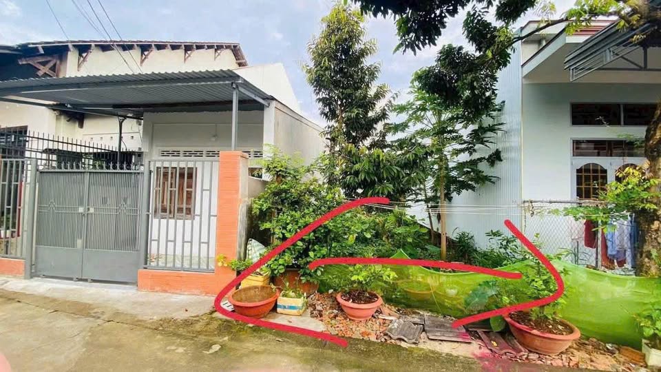 Đất vàng mặt tiền Y Bhin, trung tâm sầm uất 3,55 tỷ