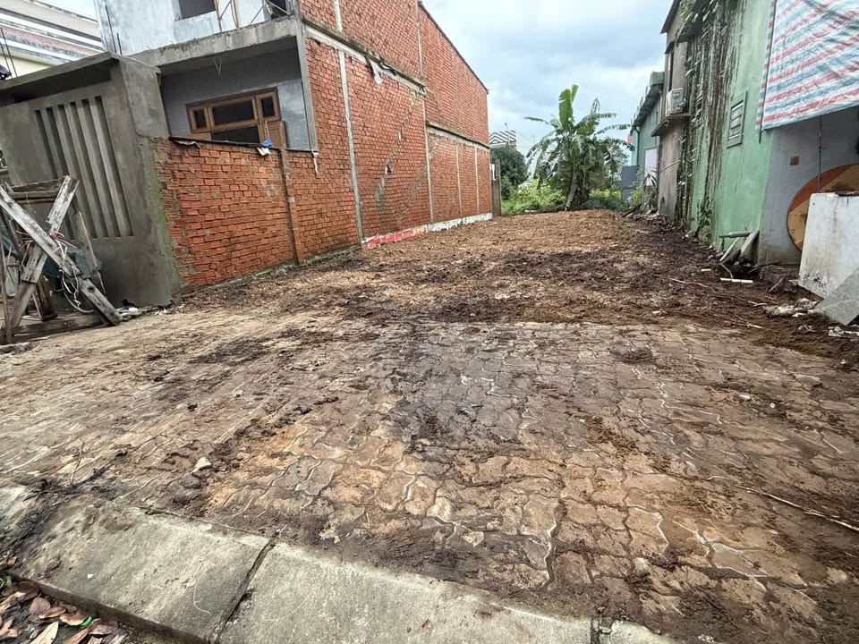 Đất xịn 100m² Hòa Liên, Đà Nẵng, thoáng mát, giá hời