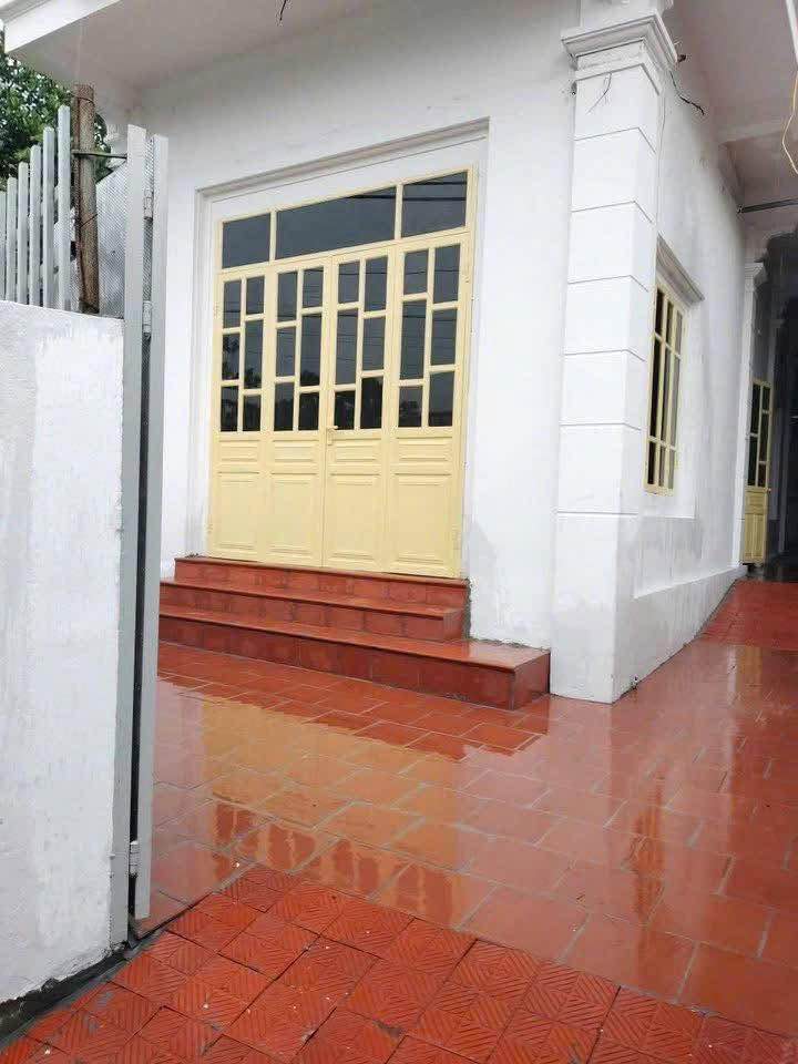 Nhà 2 tầng Thọ Lộc, sổ đỏ 116m2, đường thông, ô tô vào tận nơi, giá hời