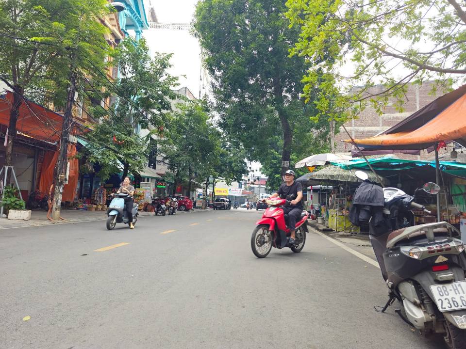 Bán đất nền kinh doanh đắc địa ngay trung tâm sầm uất chợ Tổng, thành phố Vĩnh Yên