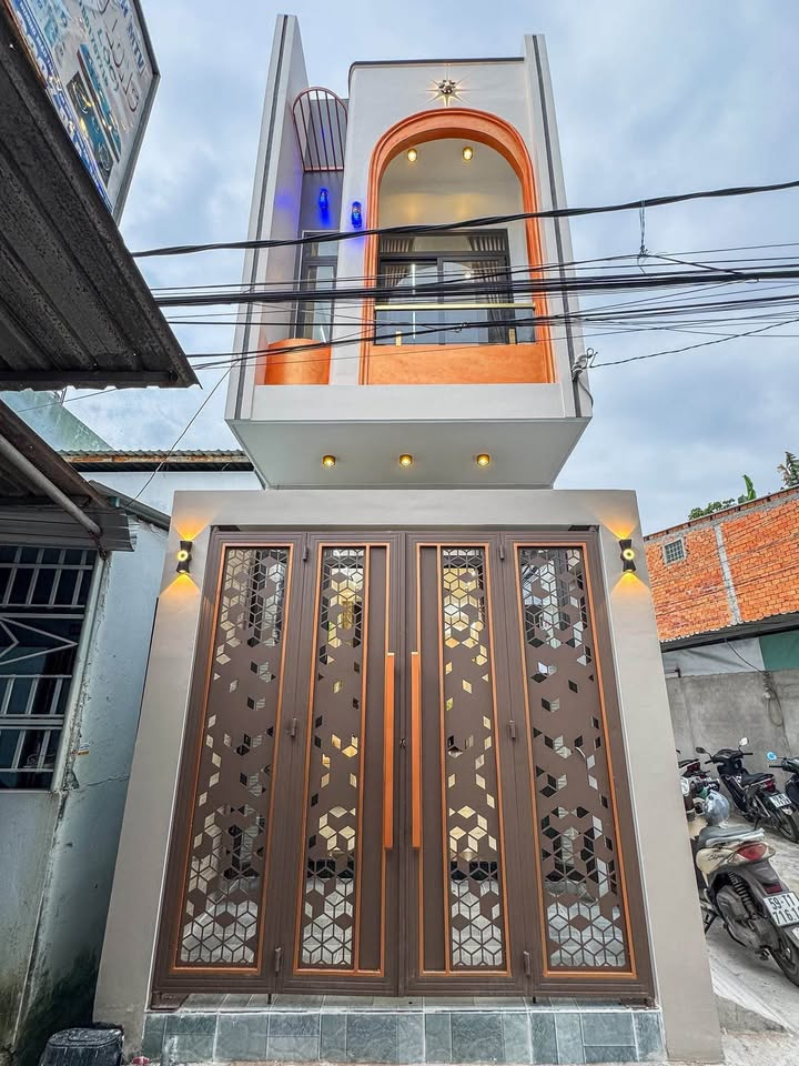 Bán nhà góc 2 mặt tiền hẻm Lê Anh Xuân, Cần Thơ, 54m2, giá 3,49 tỷ