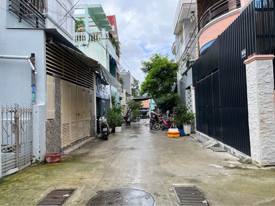 Bán đất trung tâm Nha Trang - 40m2 - 1.6 tỷ - Gần biển Trần Phú